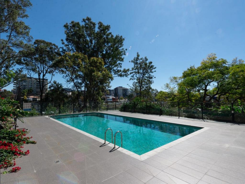 238/181 Clarence Rd, Indooroopilly, QLD 4068