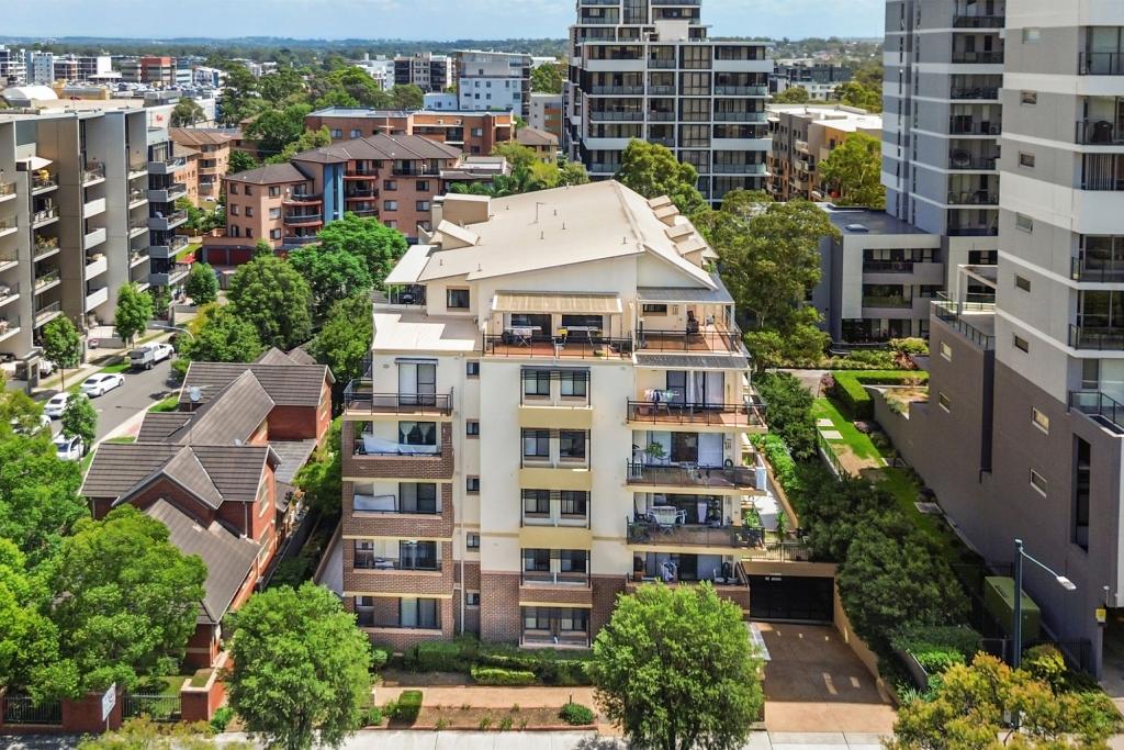 19/27-29 Bigge St, Liverpool, NSW 2170