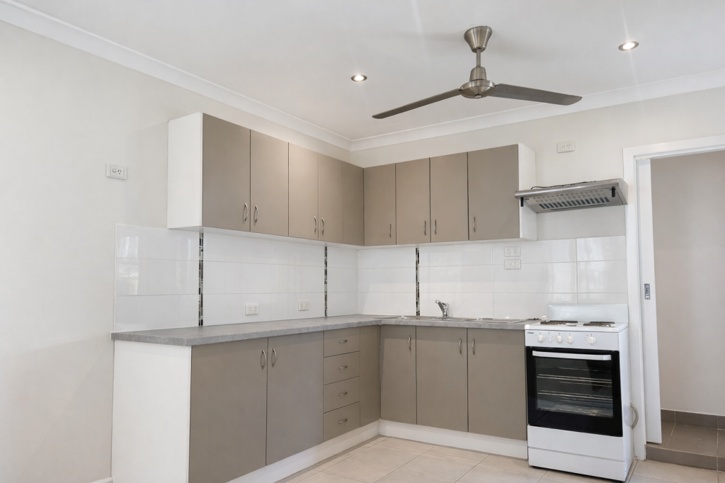 4/18 Sussex St, Hyde Park, QLD 4812