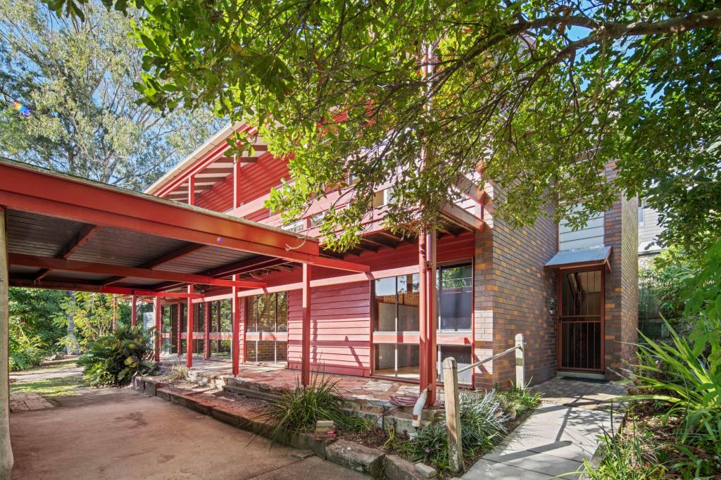 4 Osberg St, The Gap, QLD 4061