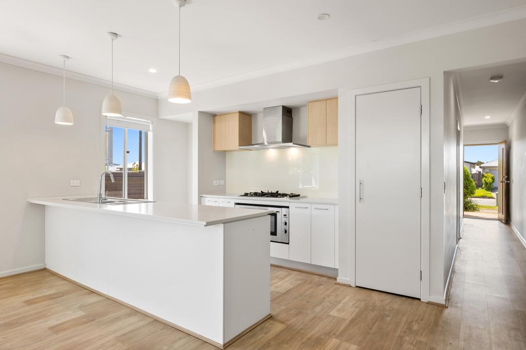 107 Charlotte Ave, Nirimba, QLD 4551