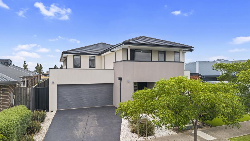 43 Whiteleaf Dr, Mickleham, VIC 3064
