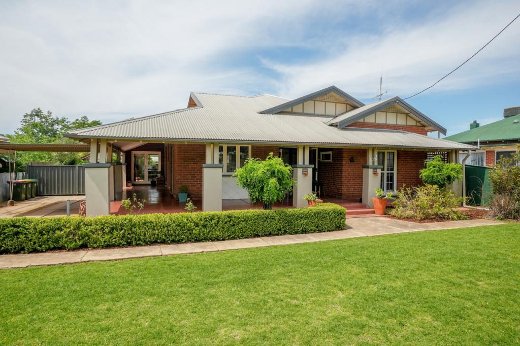 33 Close St, Parkes, NSW 2870