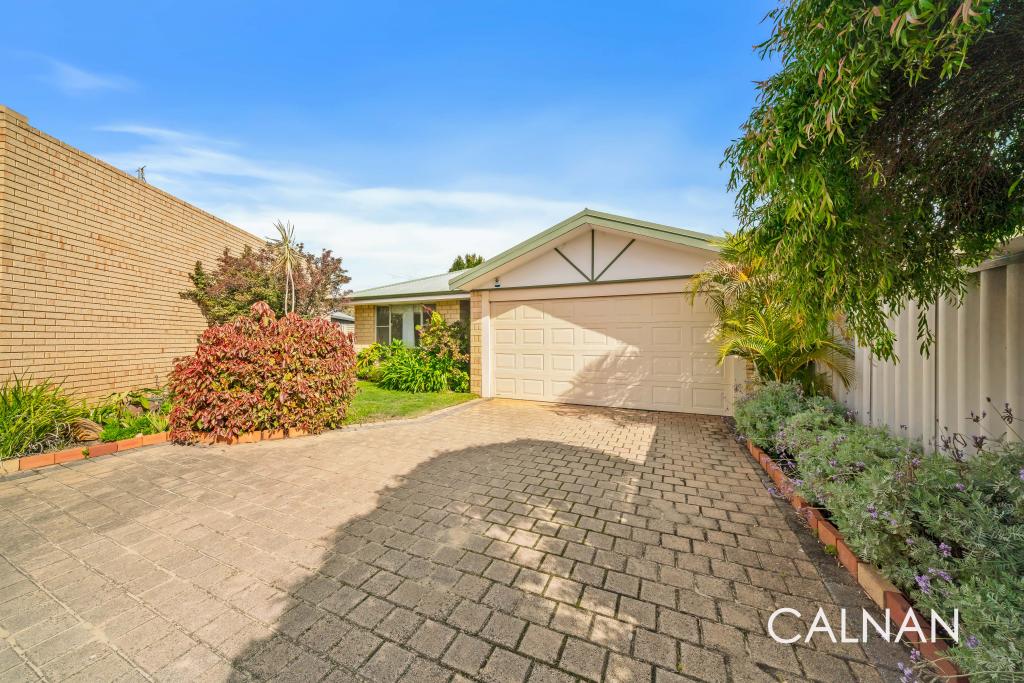18b Noreatt Pl, Leeming, WA 6149