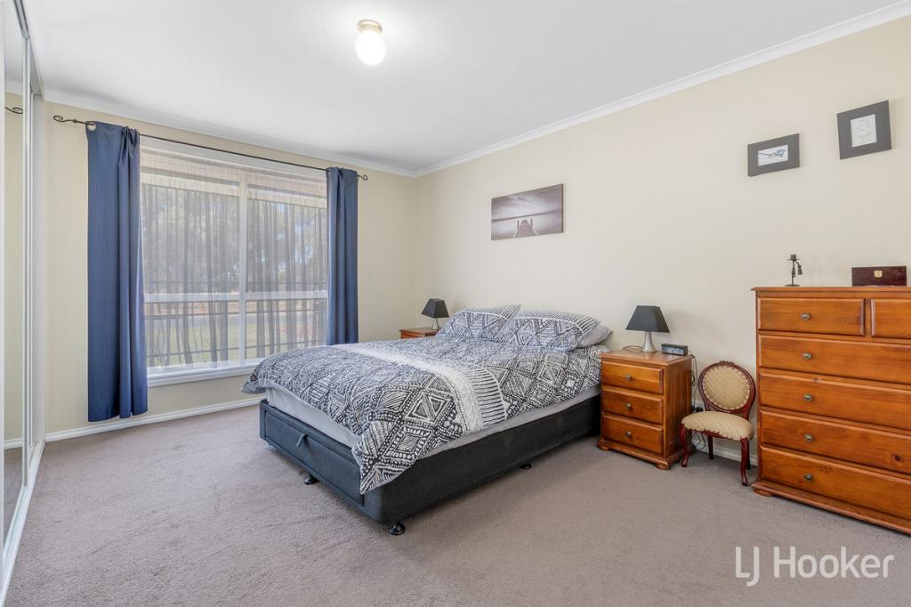 13 Toorak Dr, Blakeview, SA 5114