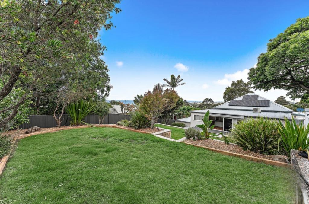 29 The Lookout, Thirroul, NSW 2515