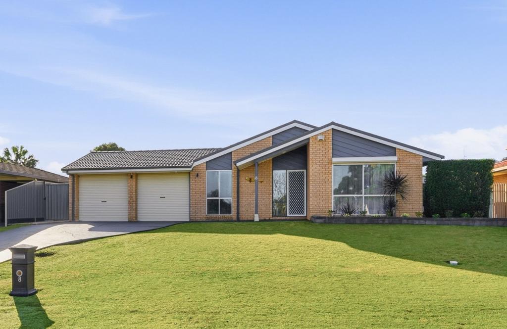 8 MCMINN PL, NARELLAN VALE, NSW 2567