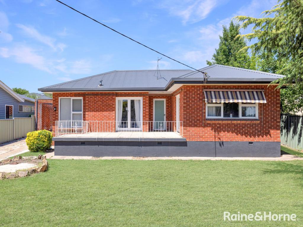 51 GILMOUR ST, KELSO, NSW 2795