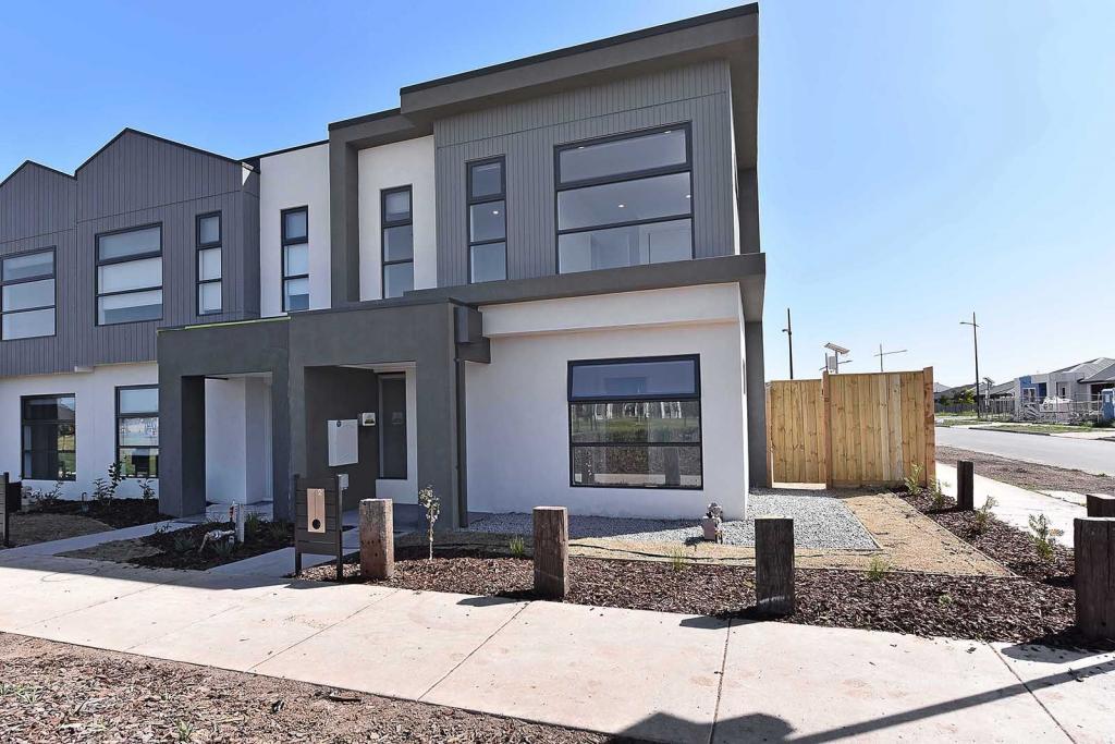2 Prosecco Vsta, Fraser Rise, VIC 3336
