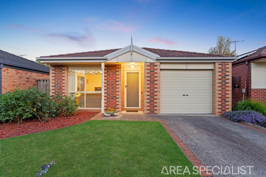 9 Francis Cres, Langwarrin, VIC 3910