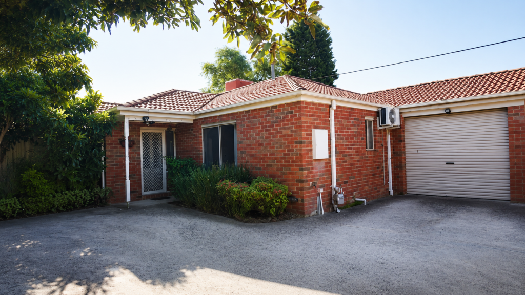 2/17 Sarton Rd, Clayton, VIC 3168