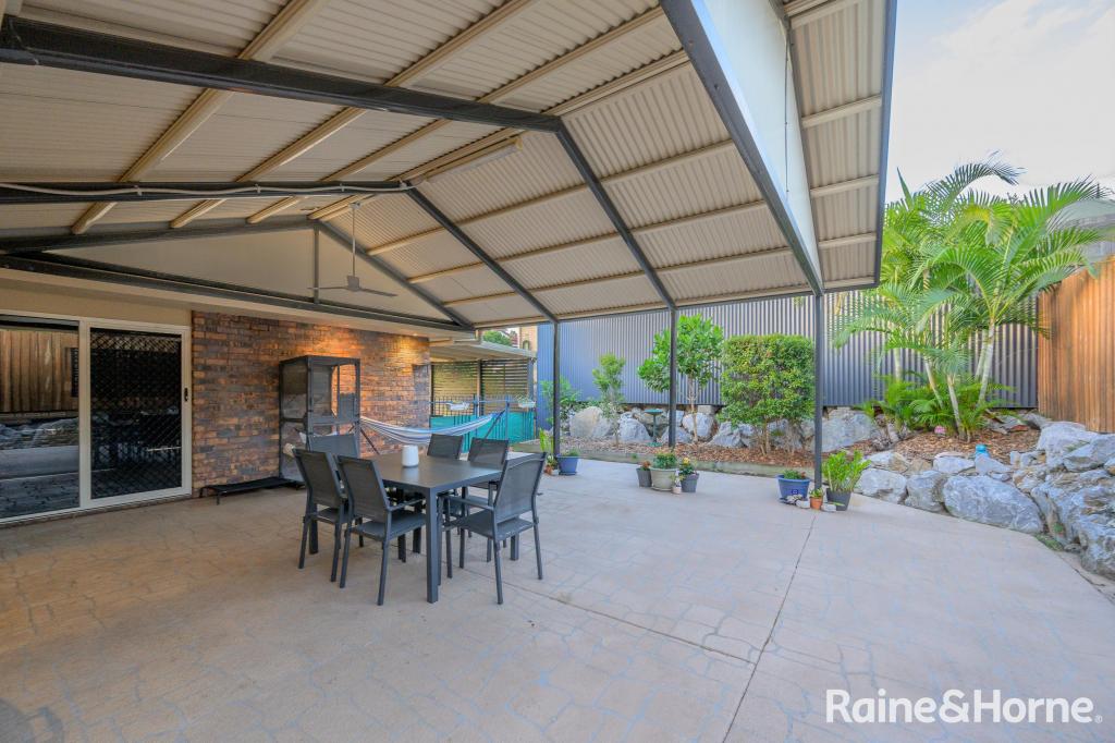 2 Maraboon Ct, Clinton, QLD 4680