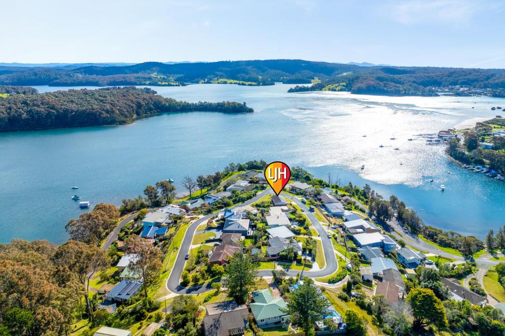 2 The Loop, Narooma, NSW 2546