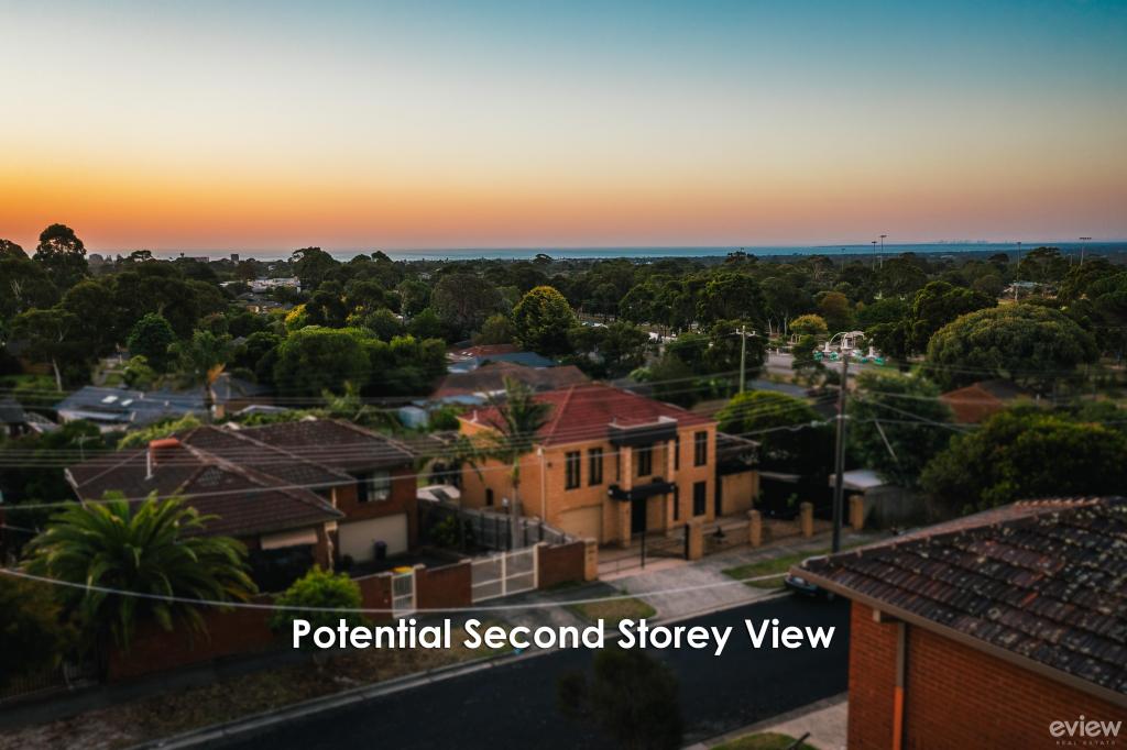 5 Bangor Dr, Frankston, VIC 3199