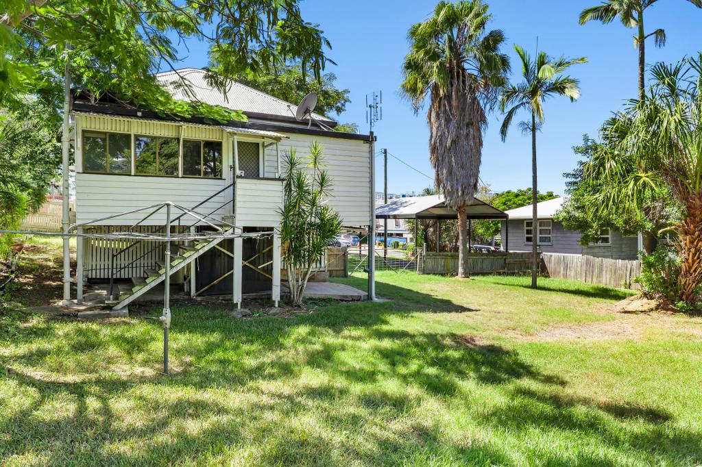 20 Quarry St, The Range, QLD 4700