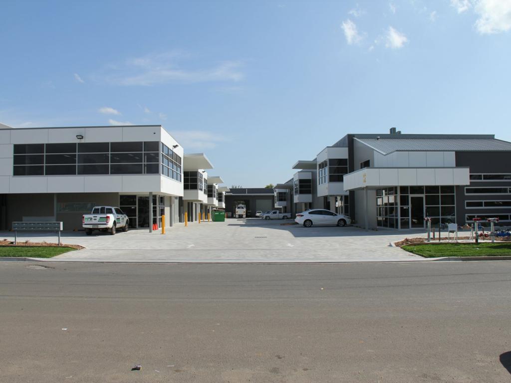 11/28 Dunn Rd, Smeaton Grange, NSW 2567