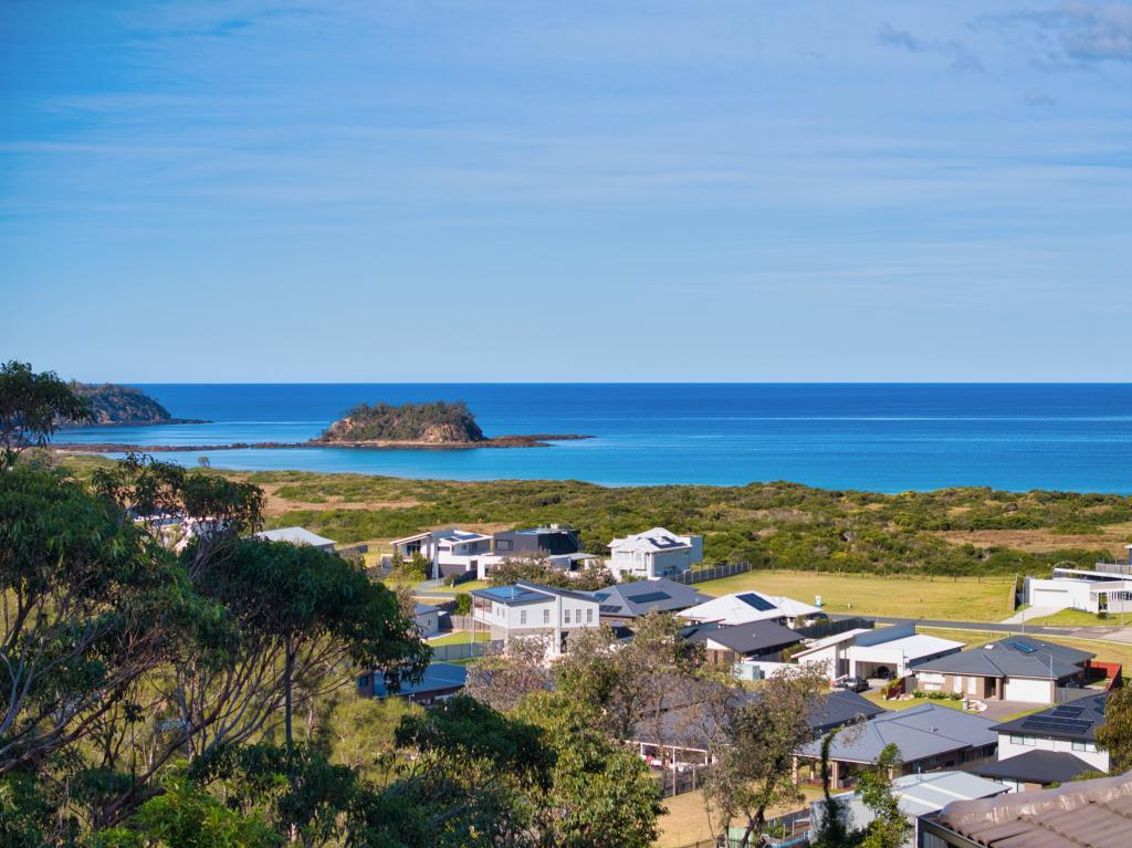 75 Forest Pde, Tomakin, NSW 2537