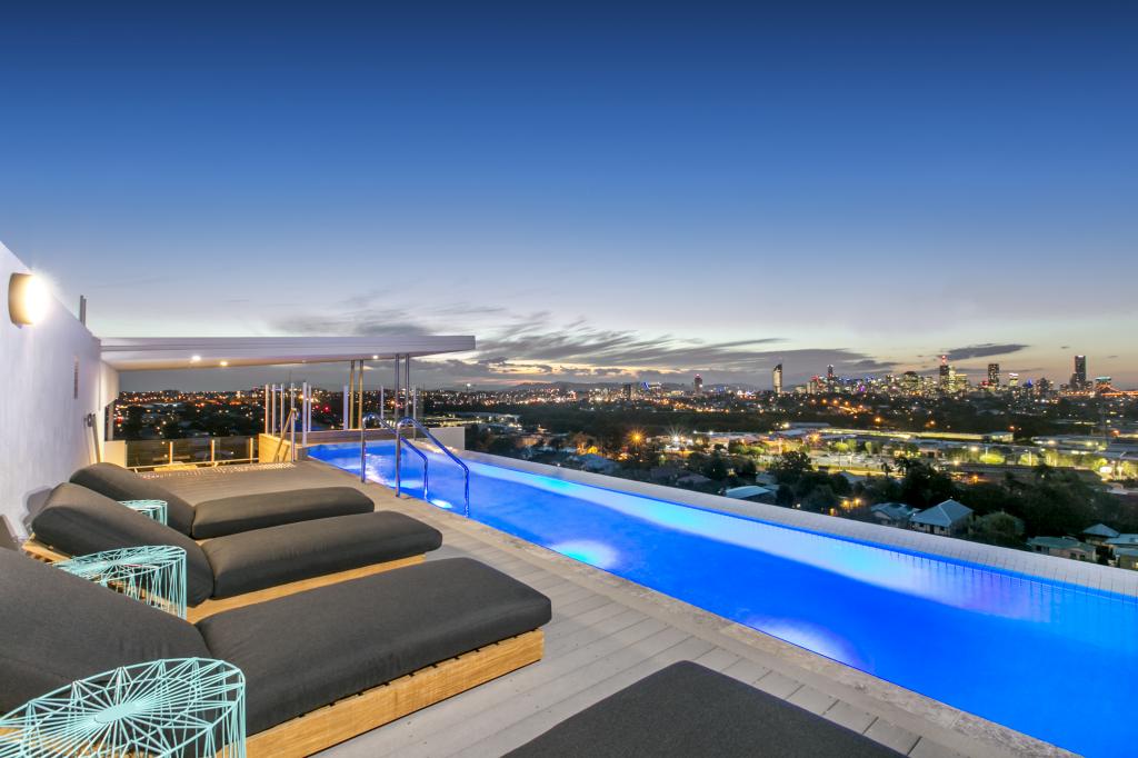 2052/123 Cavendish Rd, Coorparoo, QLD 4151