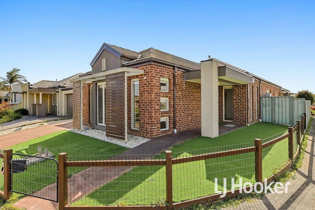 67 PARK ORCHARD DR, PAKENHAM, VIC 3810