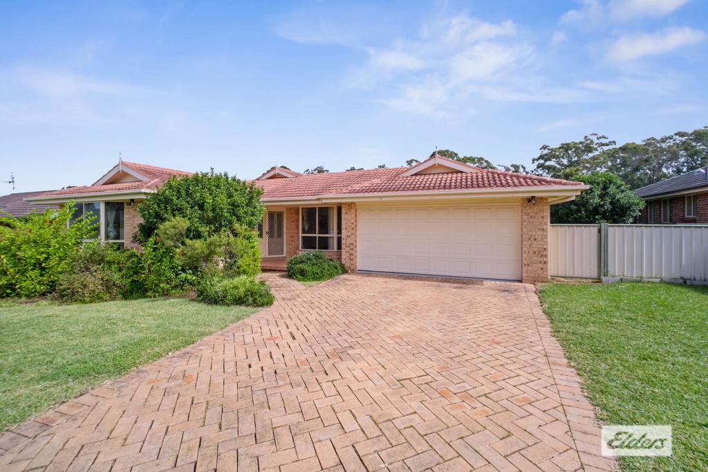 16 Robusta Pde, Taree, NSW 2430