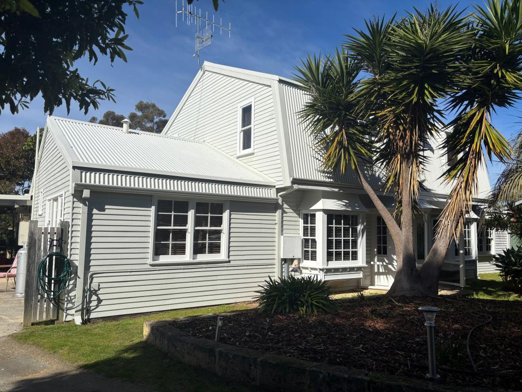 660 Lower King Rd, Lower King, WA 6330