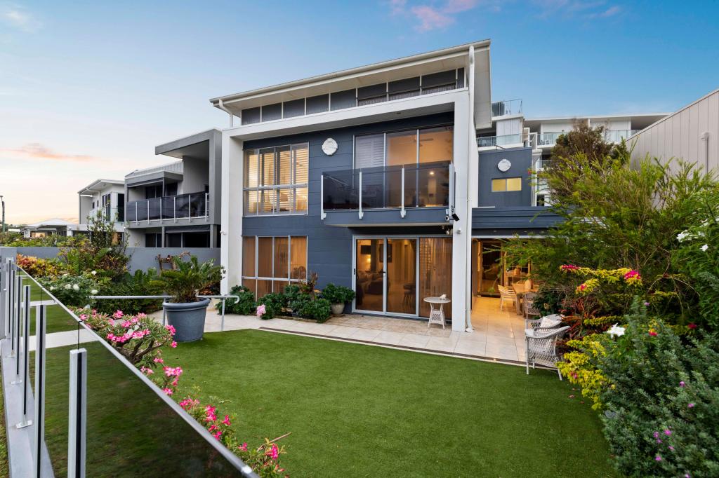 2g Osbourne St, Scarborough, QLD 4020