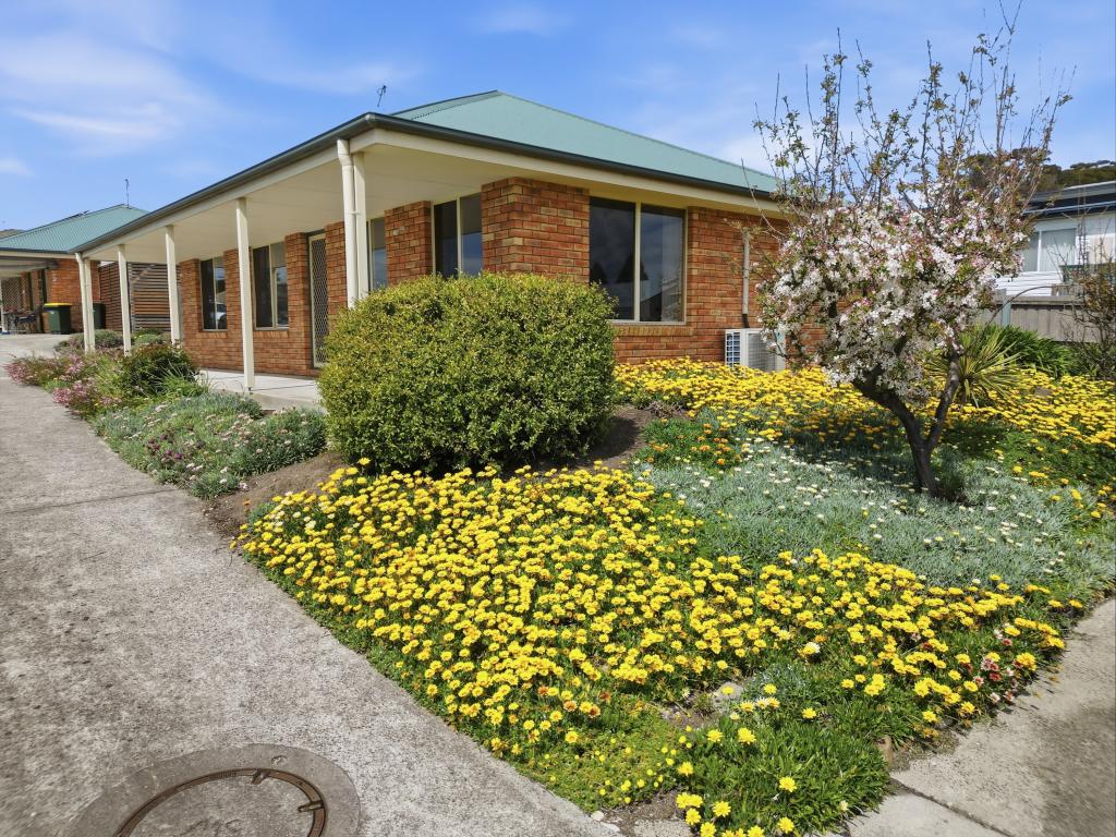 1/1 Cosgrove Ct, Beauty Point, TAS 7270