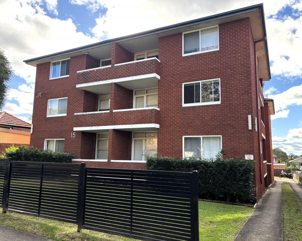 1/15 St Albans Rd, Kingsgrove, NSW 2208
