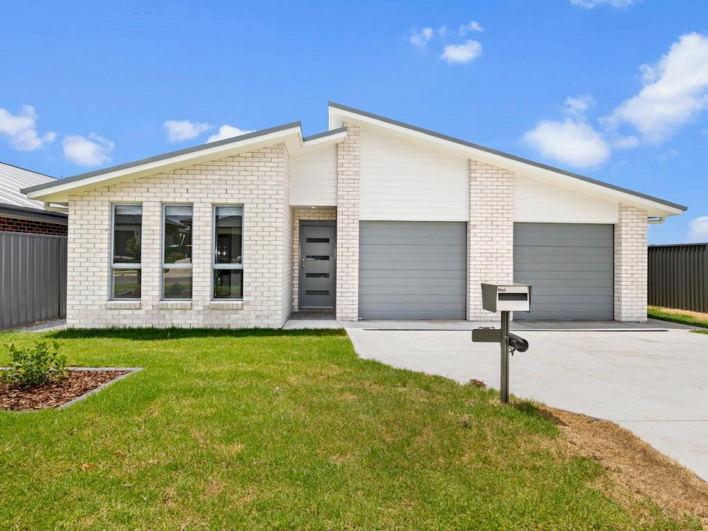 21 Bangalay St, Heddon Greta, NSW 2321