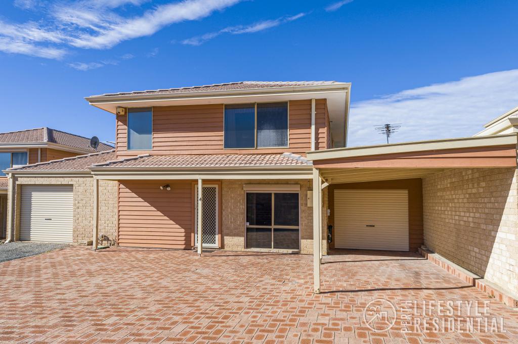 4/8 Collett Pl, Guilderton, WA 6041