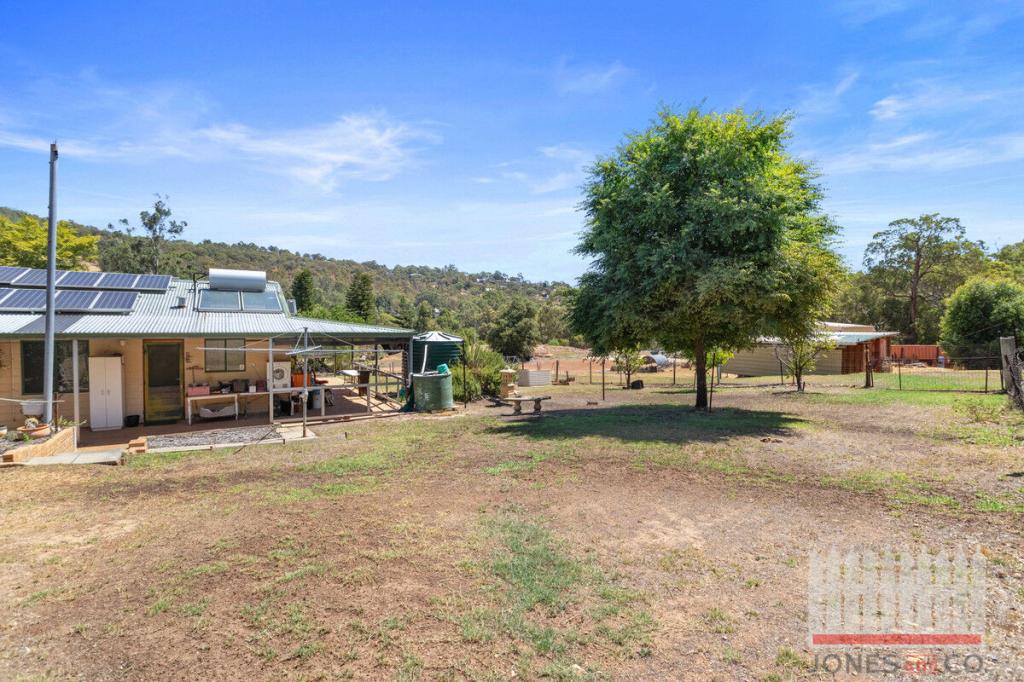 4 Keays Rd, Kelmscott, WA 6111