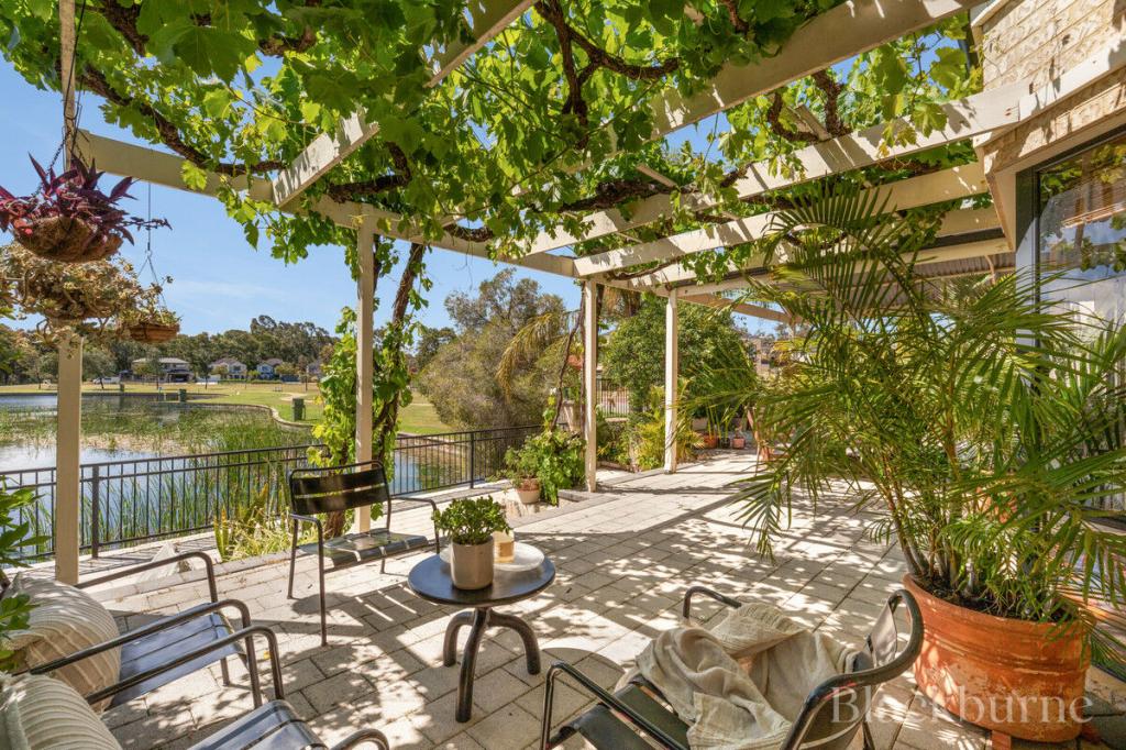 2 CATALINA COVE, MAYLANDS, WA 6051