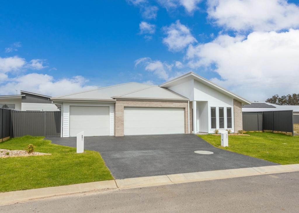 2/3 Bular Cl, Old Bar, NSW 2430