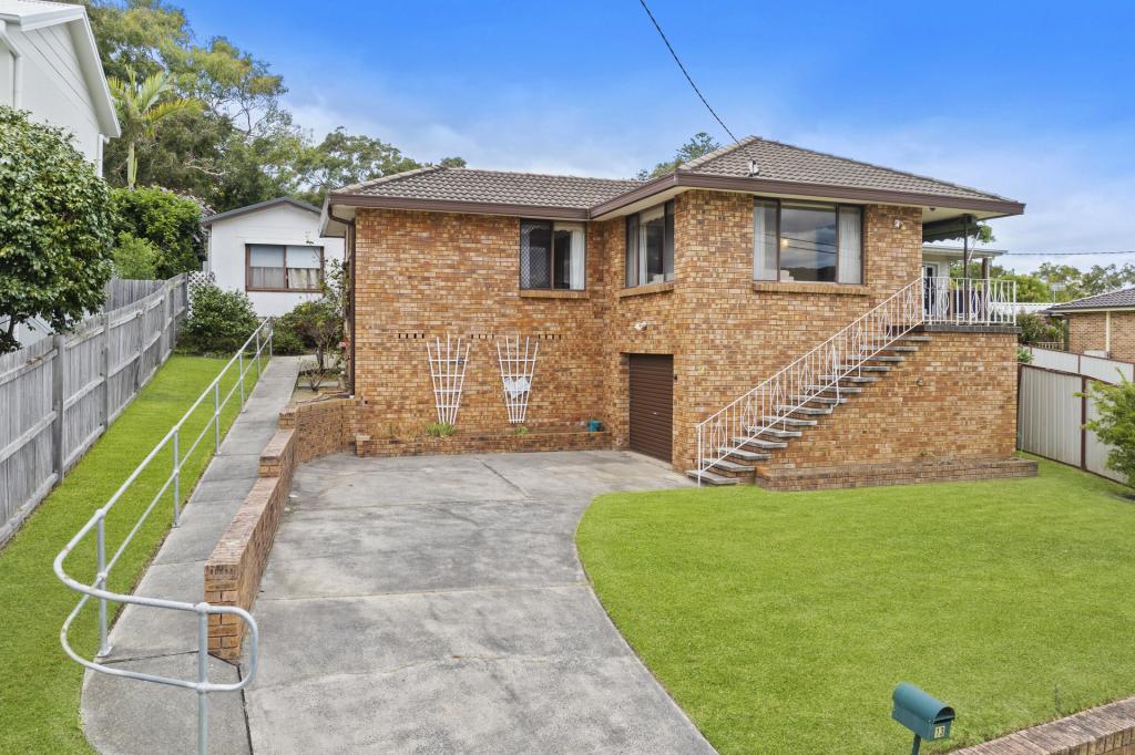 13 John St, Forresters Beach, NSW 2260