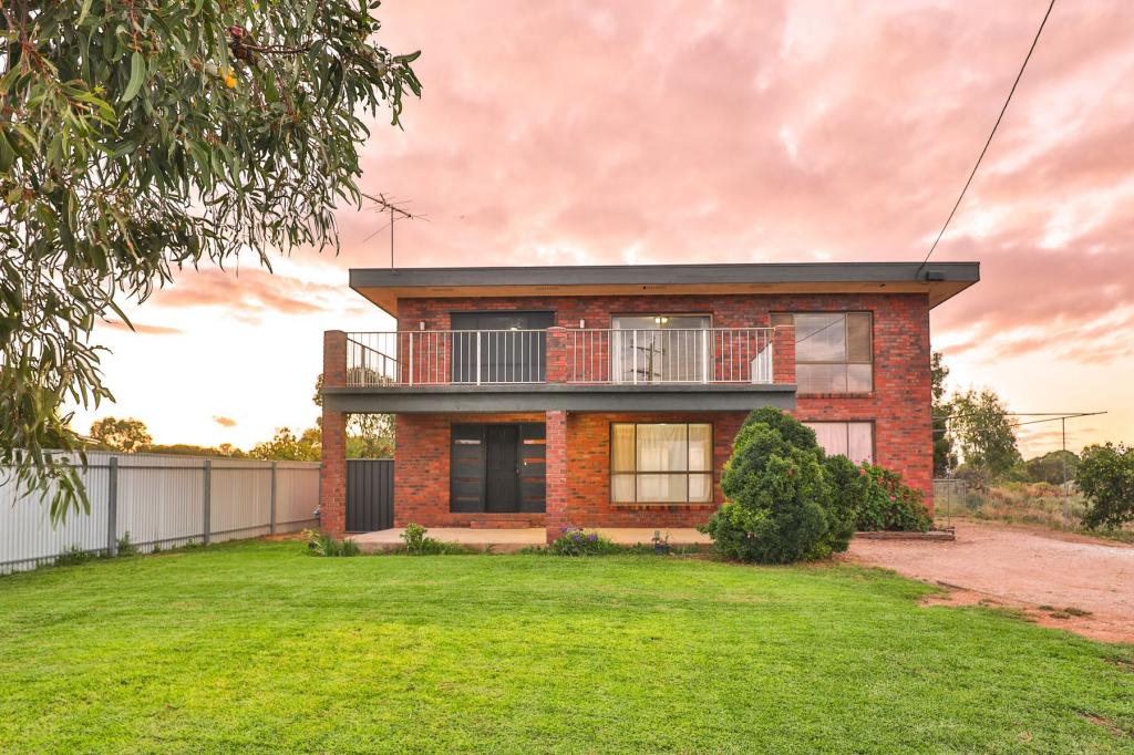 106 Mcedward St, Birdwoodton, VIC 3505