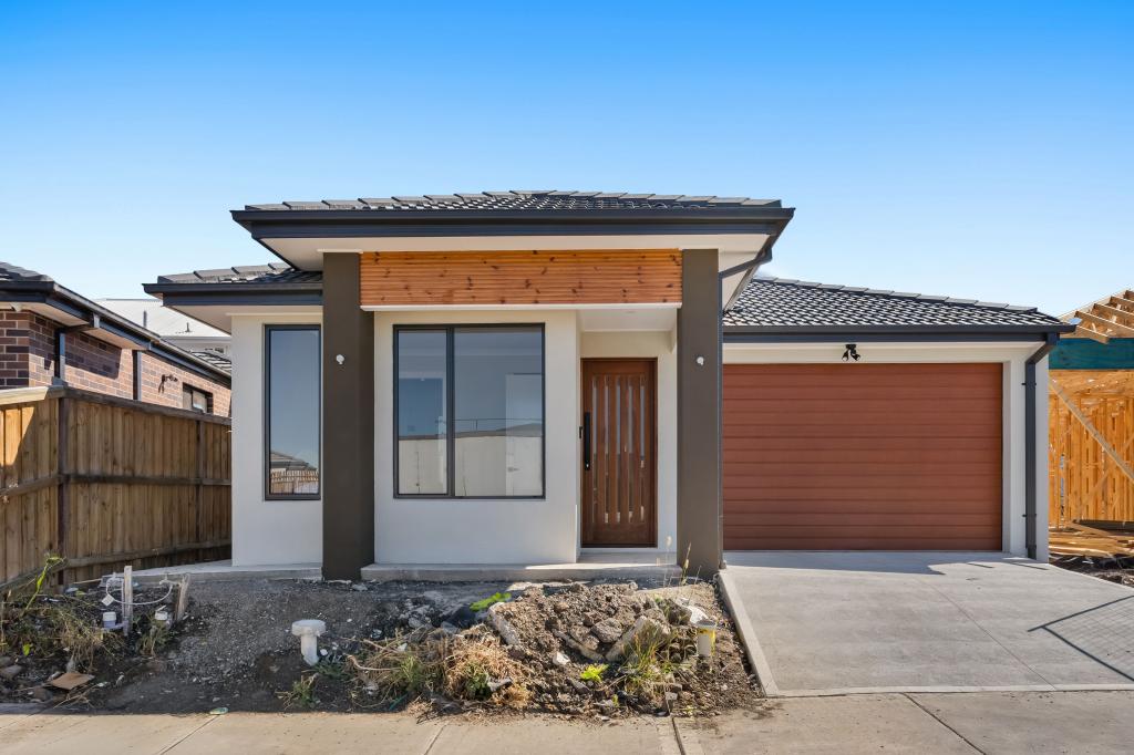 3 STENNING ST, WOLLERT, VIC 3750