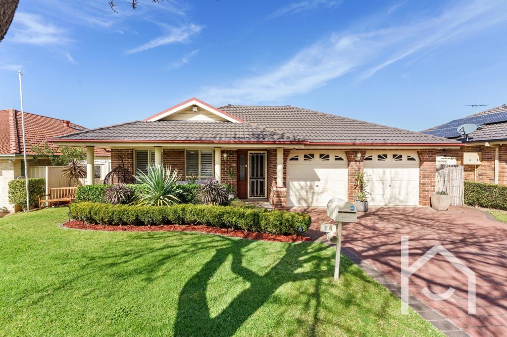 14 Soliano St, Rosemeadow, NSW 2560