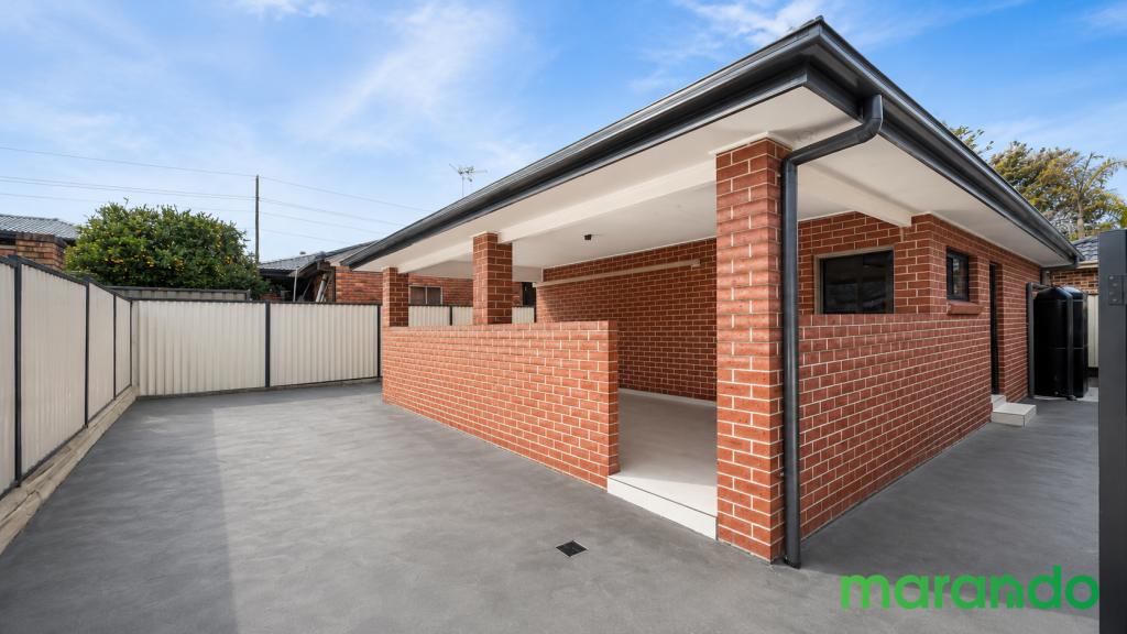 2a Ryde Pl, St Johns Park, NSW 2176