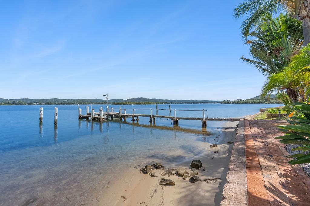 34 MERCATOR PDE, ST HUBERTS ISLAND, NSW 2257