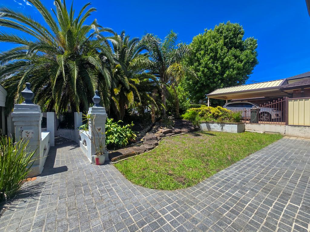 23 Giles Cres, Ruse, NSW 2560