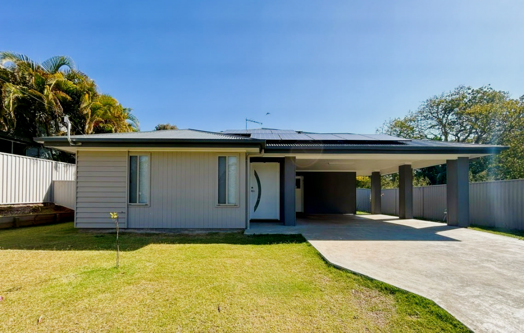 26 Bayswater Rd, Russell Island, QLD 4184