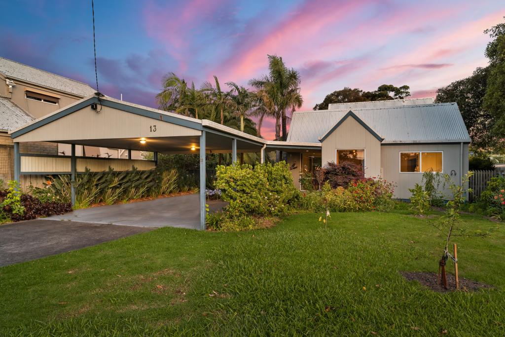 13 Hotham Cl, Cowes, VIC 3922