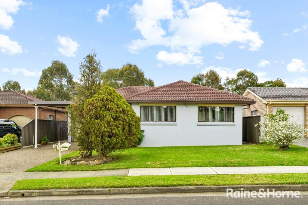 21 Buranda Cres, St Johns Park, NSW 2176