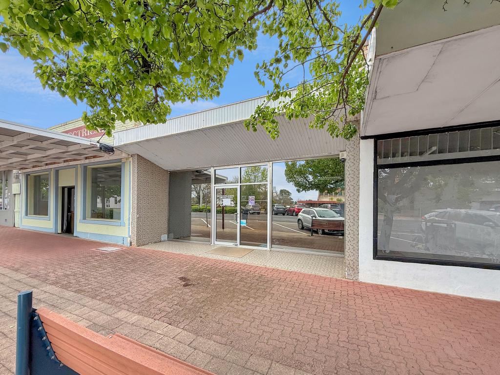 69 Elizabeth St, Edenhope, VIC 3318