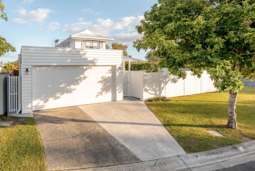 173 Markeri St, Mermaid Waters, QLD 4218