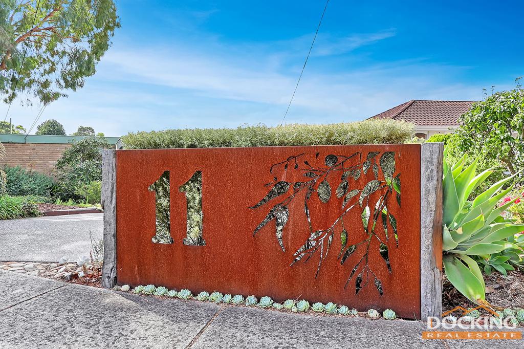 11 TULLIMBAR CCT, VERMONT SOUTH, VIC 3133