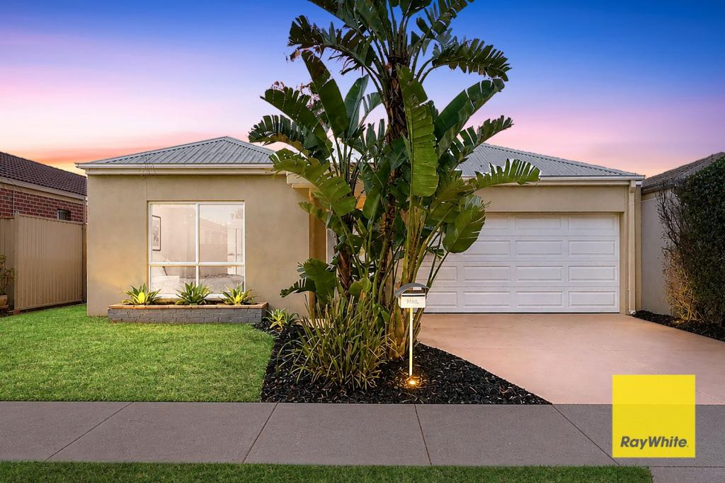 43 Menzies Dr, Burnside Heights, VIC 3023