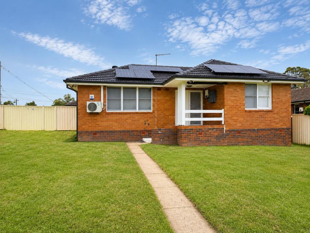 54 Gasmata Cres, Whalan, NSW 2770