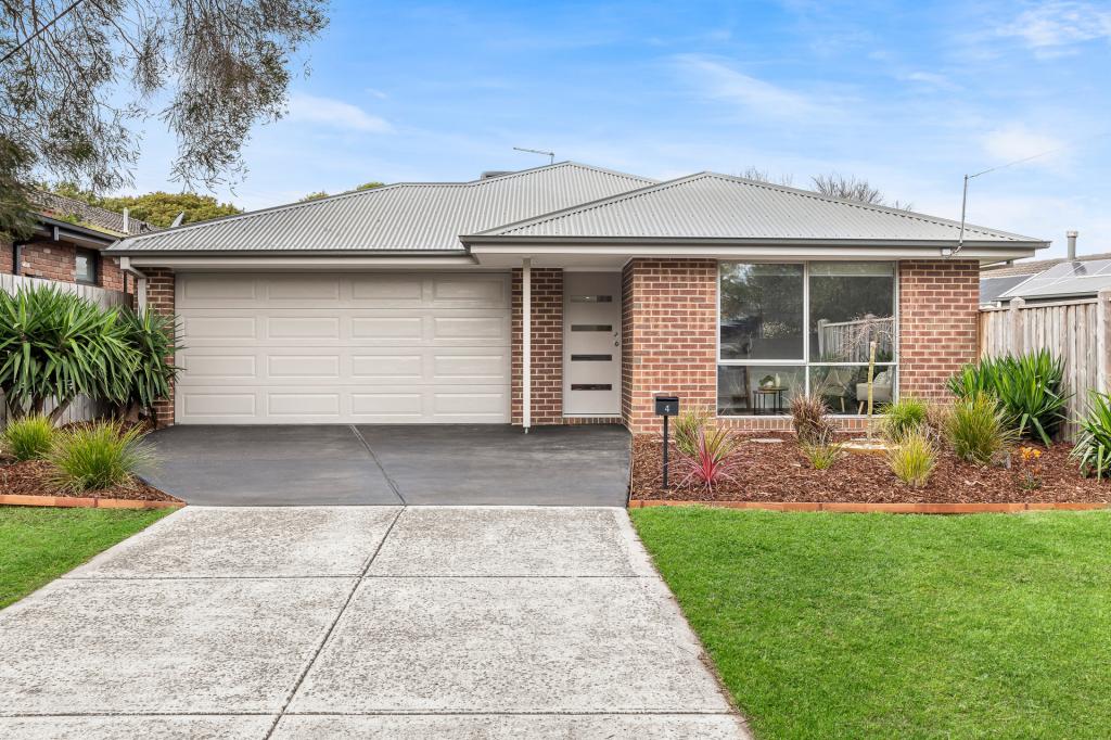 4 Terry St, Pearcedale, VIC 3912