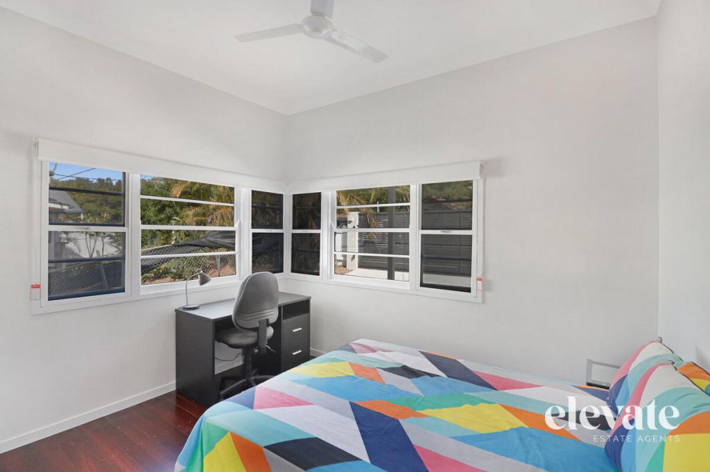 223 Coopers Camp Rd, Ashgrove, QLD 4060